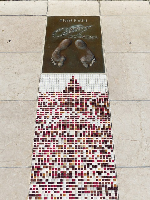 反击屡次压 反击屡次压